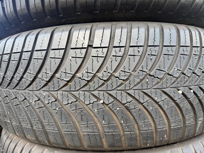 215/60 R17 Goodyear Vector 4 Seasons Gen-3 04063 фото