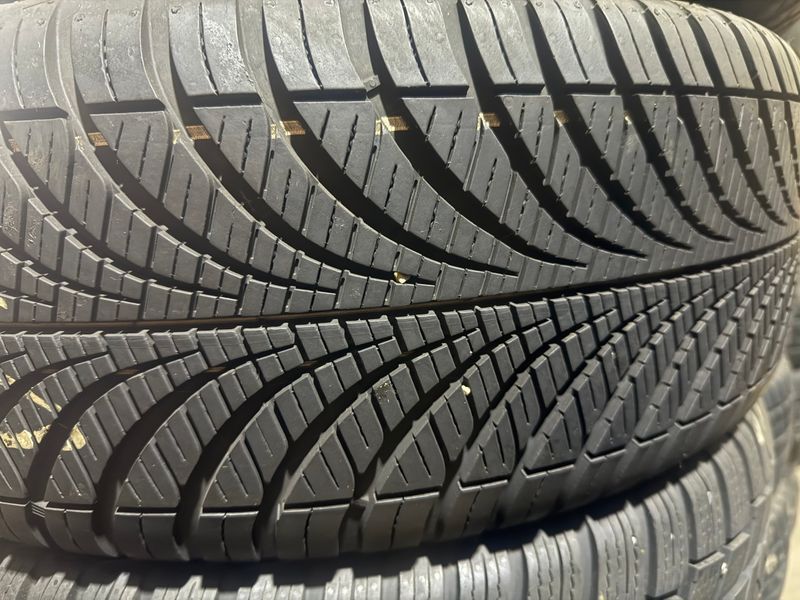 255/60 R18 Goodyear Vector 4 Seasons Gen-2 04293 фото