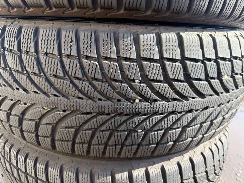 235/65 R17 Michelin Latitude Alpin LA2 04987 фото