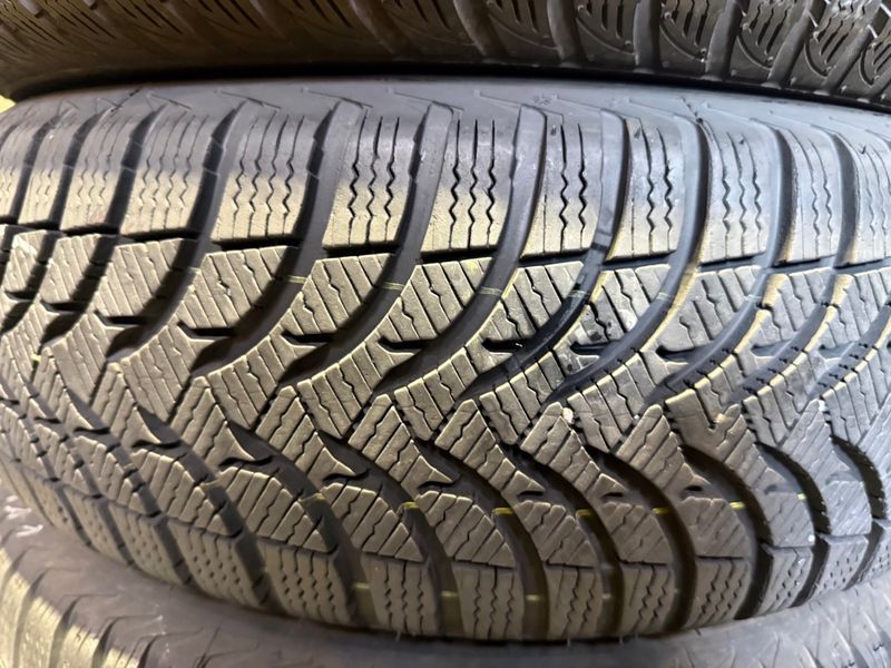 205/60 R15 Michelin Alpin A4 01910 фото
