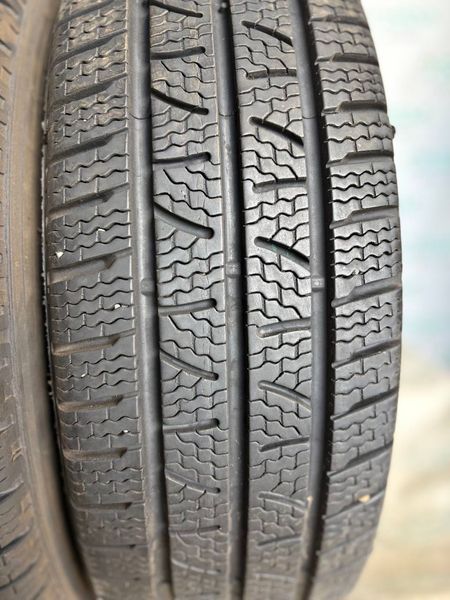 225/65 R16C Pirelli Carrier Winter 03093 фото