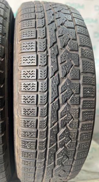215/70 R16 Kumho I'Zen RV Asymmetric 02235 фото