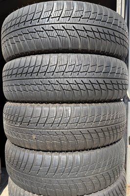 215/65 R17 Bridgestone Blizzak LM001 04351 фото