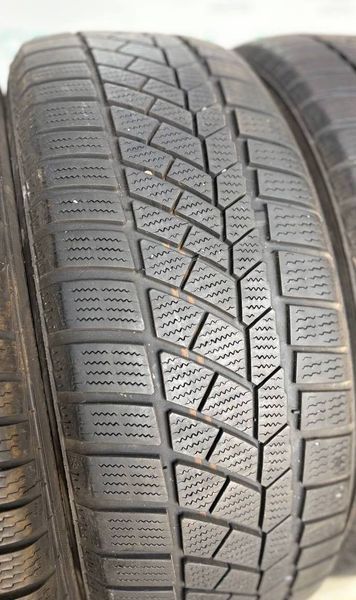 205/55 R17 Continental ContiWinterContact TS 830P SSR 04379 фото