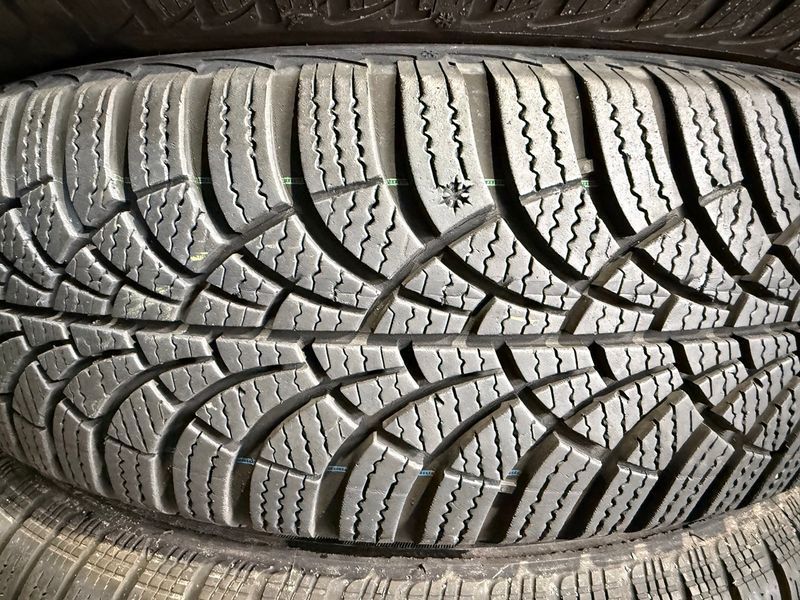 185/65 R15 Goodyear Ultra Grip 9 01820 фото