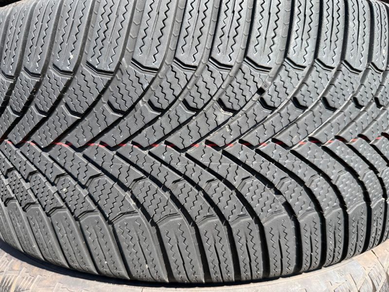 255/45 R19 Bridgestone Blizzak 6 05264 фото
