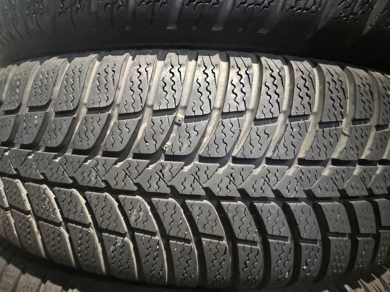 195/65 R15 Kumho I Zen KW23 01869 фото