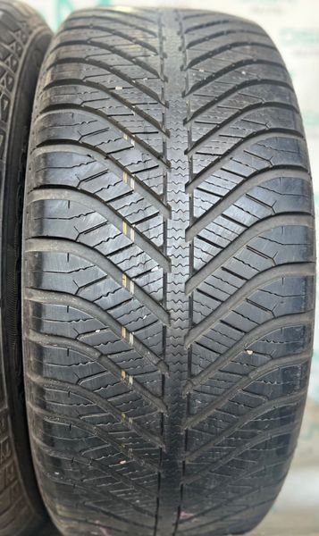 215/55 R16 Goodyear Vector 4 Seasons 02382 фото