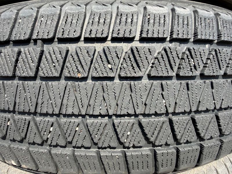 235/55 R20 Bridgestone Blizzak DM-V3 08053 фото