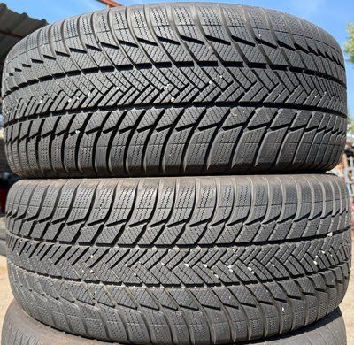 235/50 R19 Bridgestone Blizzak LM001 05236 фото