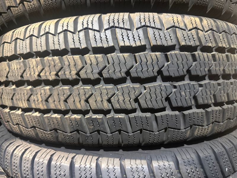 205/65 R16C Continental Vanco Four Season 2 03191 фото