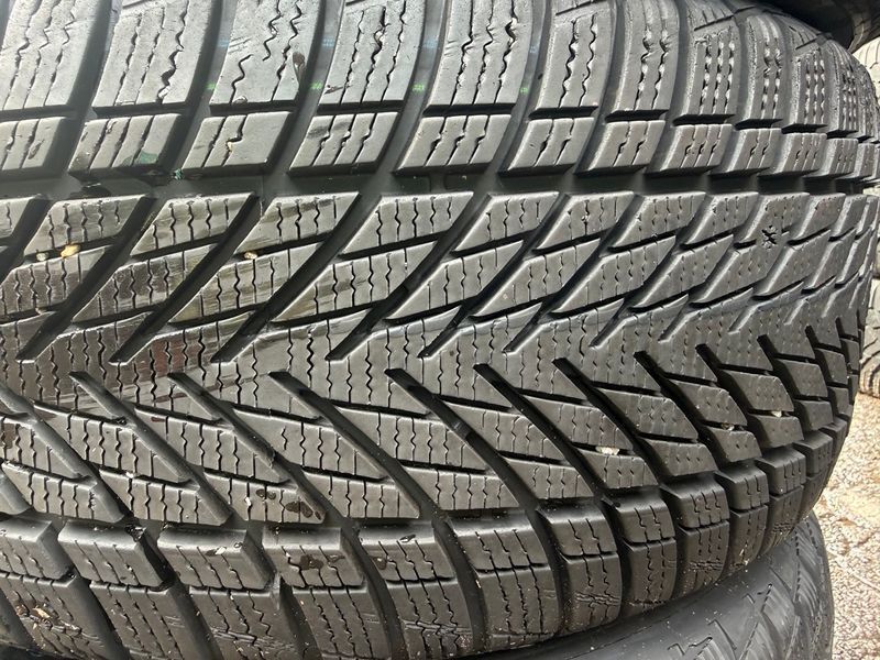 225/45 R17 Goodyear Ultra Grip Performance 3 04900 фото